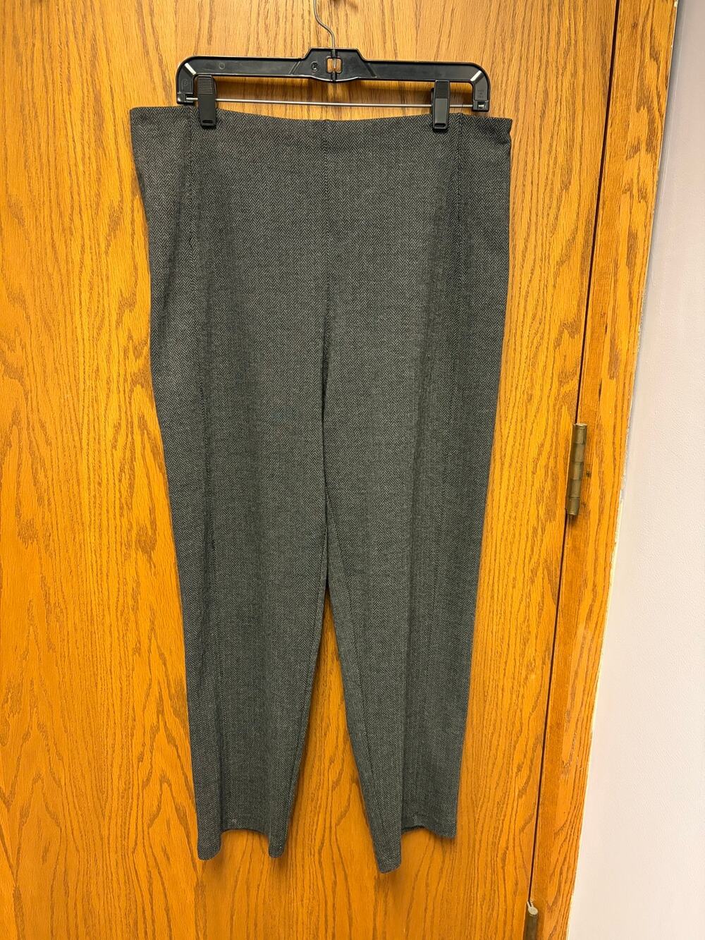 Liverpool Los Angeles Pull On Pants Women's 14 Gray Herringbone Straight Leg